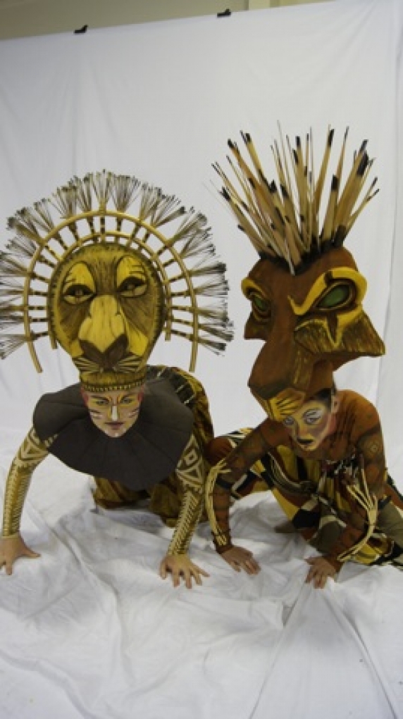 lion king broadway mufasa mask
