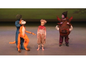 Lion King the Musical Timon & Pumba Puppets